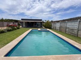 Casa Familiar, hotel in Tabolango