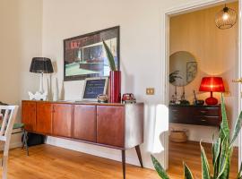 COUNTRY VINTAGE HOUSE - with Garden: Pianore'de bir otel