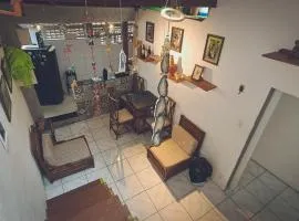 Casa inteira no Santo Antônio além do Carmo