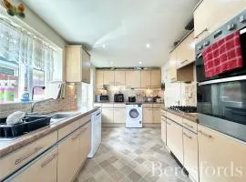 1 Luxury & Stylish Studio Flat