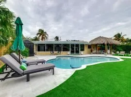 1 Mi to Pompano Beach Vacation Rental with Pool!