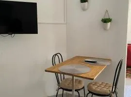 Maison cosy avec terrasse à Le Gosier 40 m²
