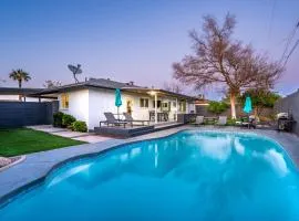 Cambridge by Porter Modern Home wHeated Pool Near El Dorado Park in Scottsdale