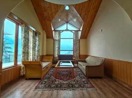 Sakinn Stays- Scenic Mountain and Valley View Guest's Favourite and Awarded Cottage