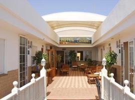 Hotel Donde Caparrós: Carboneras'ta bir otel