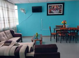 Departamento de 4 camas dobles, hotel with hot tubs in Moyobamba