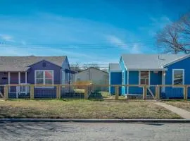 Seaside Escape Two Fully Remodeled Homes for Your Group
