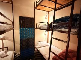 Madho Kutumb, Hotel in Prayagraj