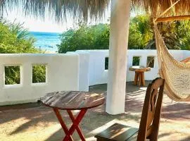 The JOLLY OCEAN HOUSE