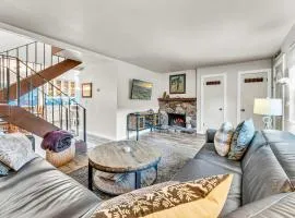 Lake Tahoe Getaway Close to Beach & Ski Slopes