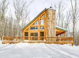 Hike, Ski and Raft Terra Alta Cabin with Large Deck