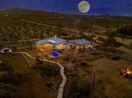 Number 1 Joshua Tree Escape-Heated Pool