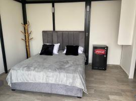 Ribs coffee rock glamping, hotel v destinácii Circasia