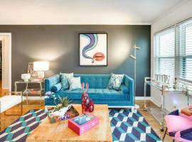 Tomball Home with Game Room Walk to Main Street!, ξενοδοχείο σε Tomball