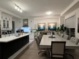 Exquisite Luxury Townhomes in Elite Angus Glen Estate