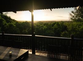 Mazuri Bush Cottages, three-star hotel in Hluhluwe