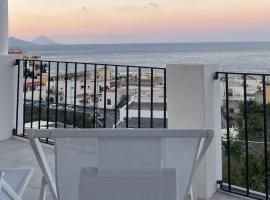 Beach House Casa A Mare in Canneto Lipari, hotel in Canneto