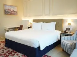The Monarch Hotel