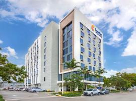Comfort Inn & Suites Miami International Airport、マイアミのホテル