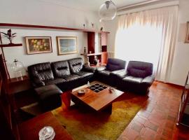 Big apartment between Bologna and Florence, ξενοδοχείο σε Mercatale Vernio