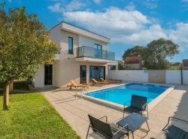 Holiday home Maja