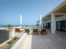 Lamar Private Luxury Villas