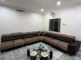 KKB Gathering Home - ENTIRE HOME