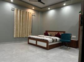 Bluemoon Babarpur, hotel v destinaci Auraiya