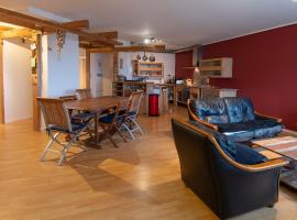 Vaste loft face à la plage, vue mer、プルゴンヴランのホテル