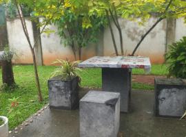 Mandara Holiday Home, apartmán v destinaci Anuradhápura