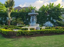 Villa Crest, hotel em Priory