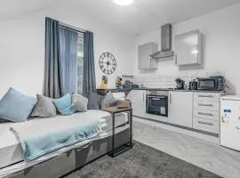 Cozy Apartment Near Hospital and City Centre