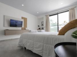 Apart Hotel & Resto Ribera del Baradero, hotel in Baradero