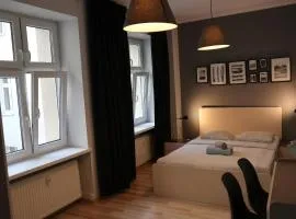 Miramar Studio & Flats