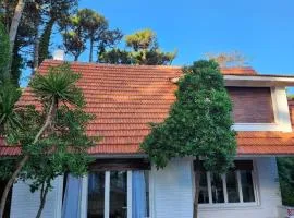 Casa a dos cuadras del mar en Pinamar