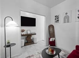 Stylish Apt in West New York 20 Min to Times Square