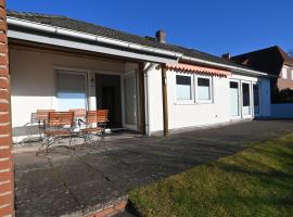 Ferien-Bungalow Wiesenweg, hotel con tinas de hidromasaje en Timmendorfer Strand