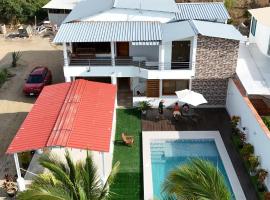 Casa playa Carrasco, hotel a Tumbes