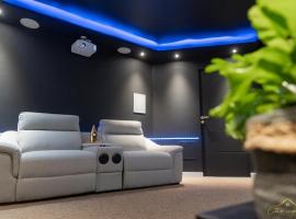 Premium Cayenne Appartement- Private Cine & SPA -CTIS HOME, hotel v destinaci Cayenne