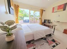 Seaside Exotic Studio in Suva City Quality bedding free wifi n parking