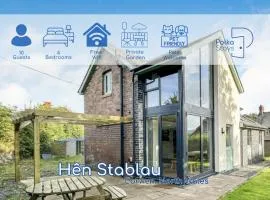 Hên Stablau - Spacious Pet-Friendly Welsh Retreat by PolkaStays