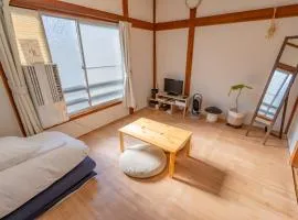 Kawamura Apartment 202