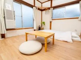 Kawamura Apartment 203