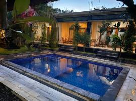 Villa Indah Anugrah, hotel in Kubu