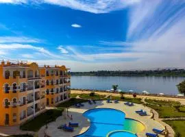 Stunning Nile view Apartment