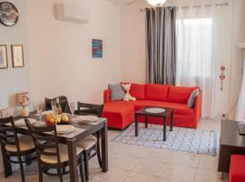 Cozy 1 bedroom apartment in walking distance to the municipal beach, hotel in Paphos City