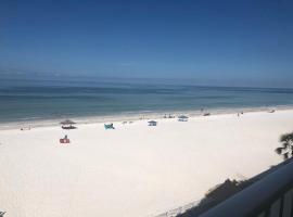 Sea Oats 401 - Beautiful 2 Bed 2 Bath Ocean Front Corner Unit - Prime Location!, hotel in St Pete Beach