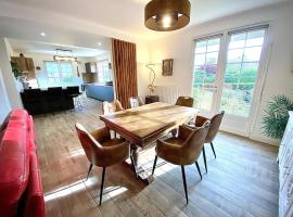 Maison Renovée Plomelin - Countryside and Beaches, hotel en Plomelin