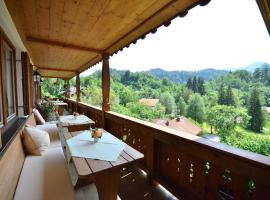 Gästehaus Sonnenbichl, hotel v destinaci Fischbachau
