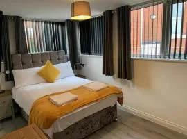Waterloo 3 bed bungalow by the station